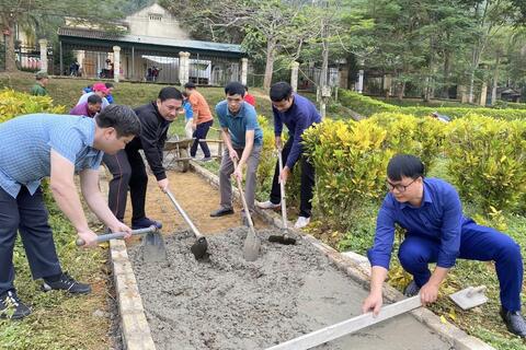 Sở Công Thương thực hiện “3 cùng” tại xã Sơn Phú